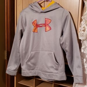 Under Armour boys YXL hoodie